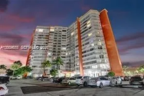En Renta 1351 NE Miami Gardens Drive 302E, Miami, FL 33179, Miami, FL 33179