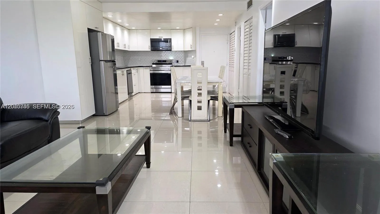 Foto de propiedad en 1351 NE Miami Gardens Drive 511E, Miami, FL 33179 Miami con MLS# 
