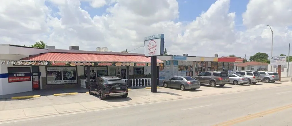 En Renta 1352 E 4th Avenue, Hialeah, FL 33010, Hialeah, FL 33010