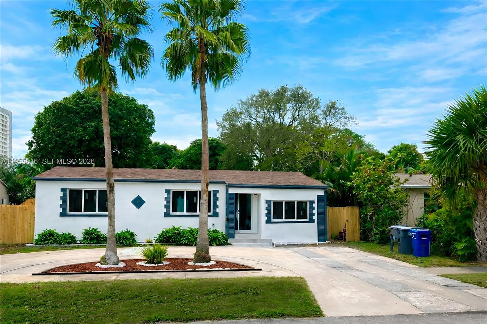 Vendido 136 N Evergreen Drive, Lake Park, FL 33403, Lake Park, FL 33403