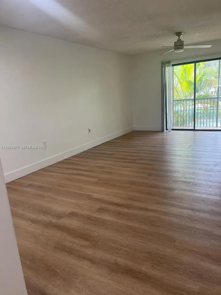 En Renta 136 NW 91st Avenue 202, Pembroke Pines, FL 33024, Pembroke Pines, FL 33024