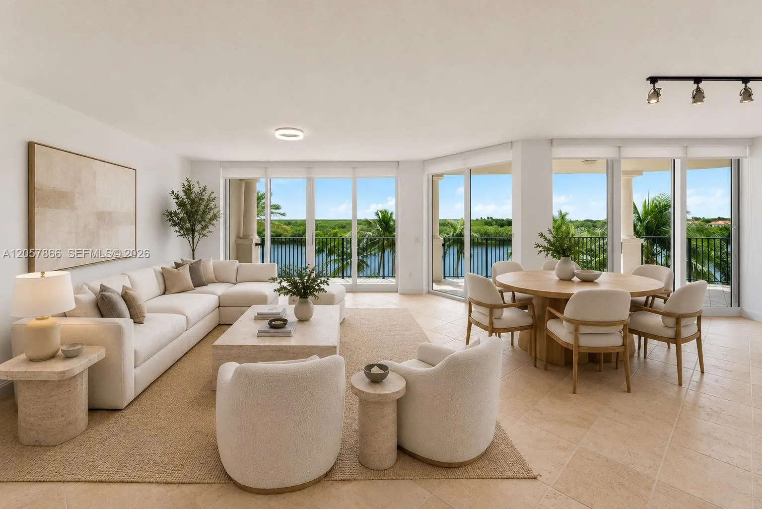 En Venta 13627 Deering Bay Drive 404, Coral Gables, FL 33158, Coral Gables, FL 33158