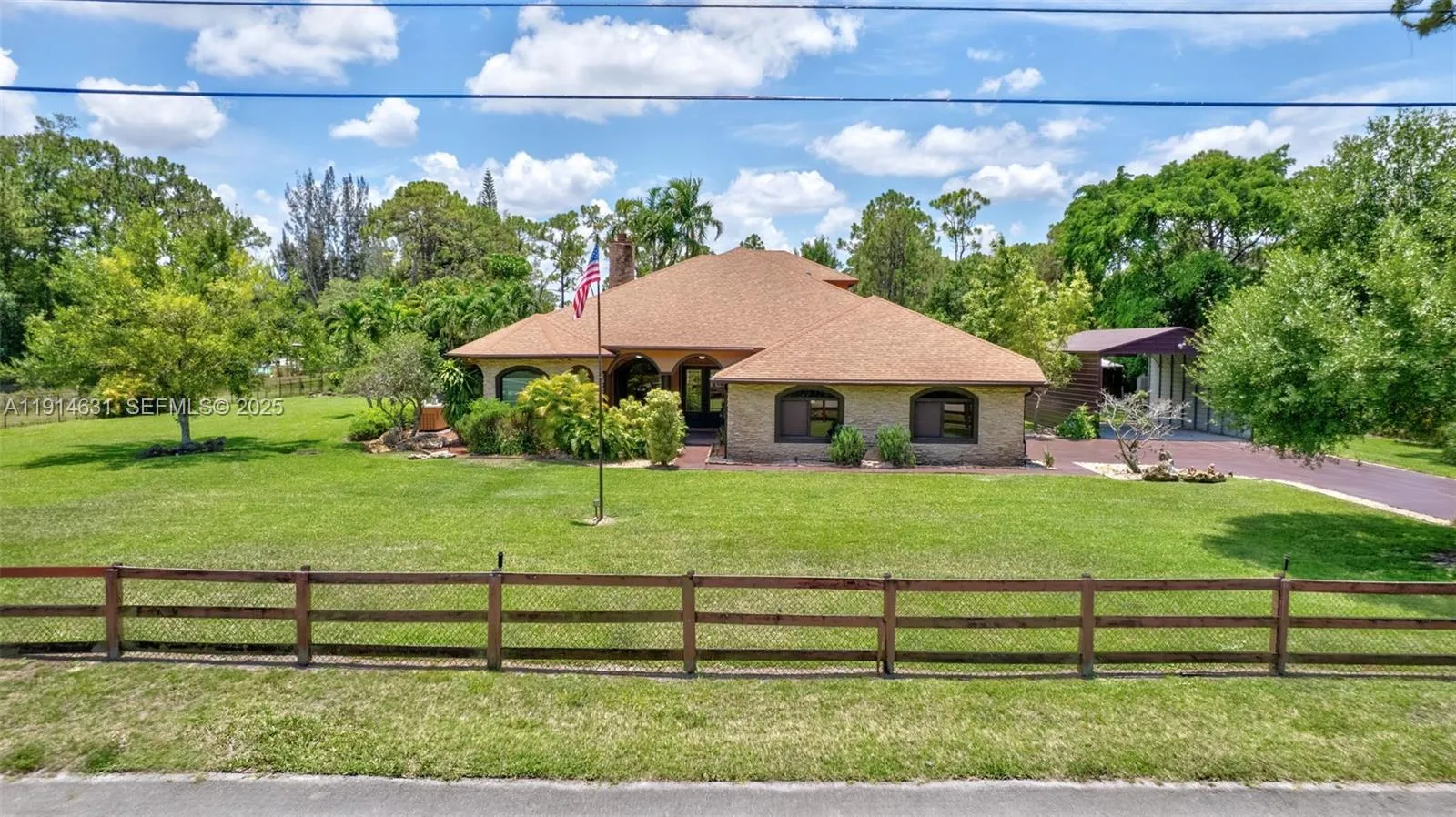 Vendido 13664 N 60th Street N, Palm Beach, FL 33411, Palm Beach, FL 33411