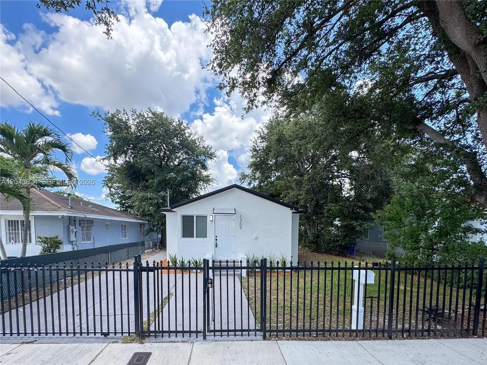 Vendido 1369 NW 68th Terrace, Miami, FL 33147, Miami, FL 33147