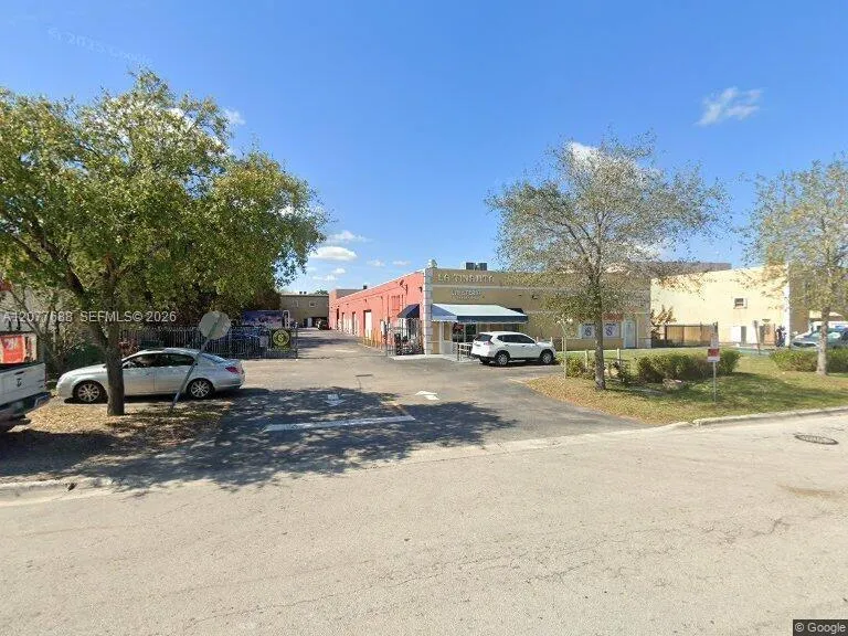 Foto de propiedad en 13690 SW 142nd Avenue 33, Miami, FL 33186 Miami con MLS# 