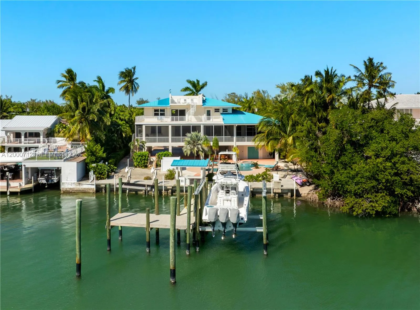 Foto de propiedad en 137 Sapodilla Drive, Islamorada, FL 33036 Islamorada con MLS# 