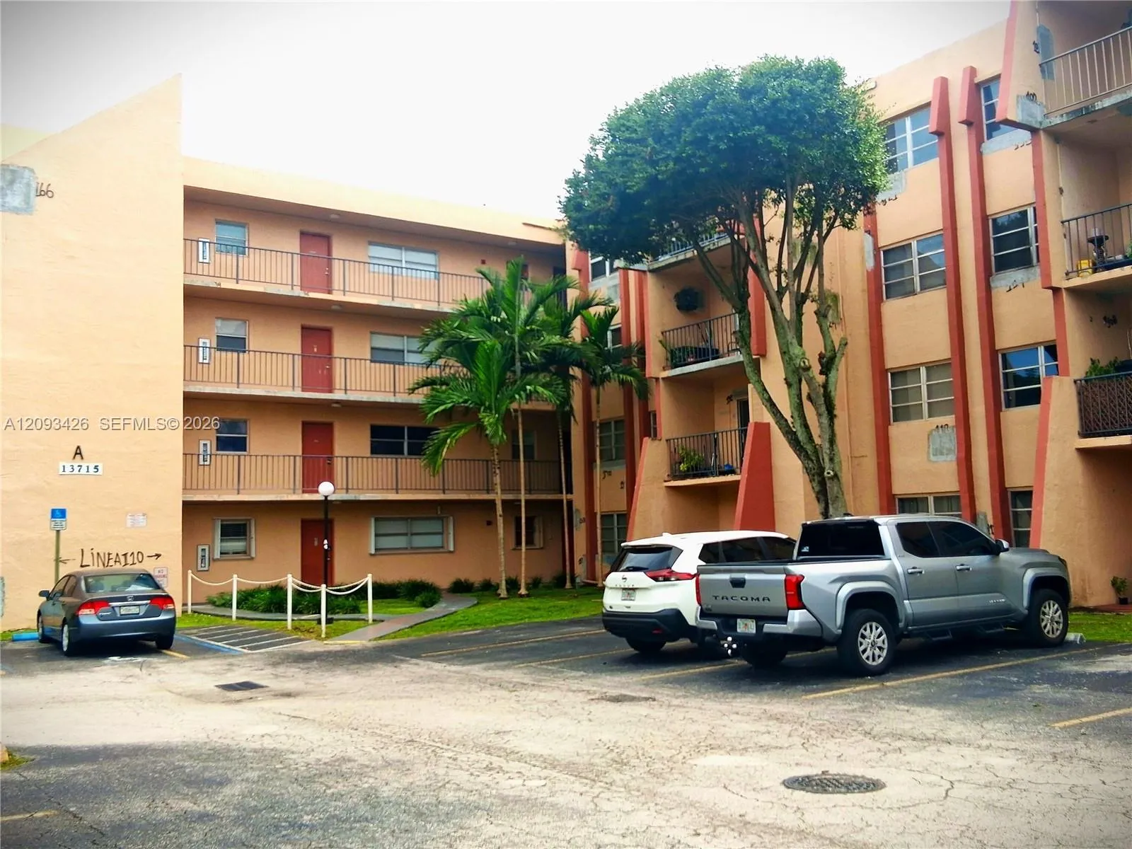 En Venta 13715 Kendale Lakes Circle A-107, Miami, FL 33183, Miami, FL 33183