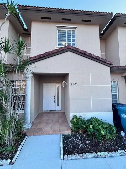 En Renta 13726 SW 171st Lane, Miami, FL 33177, Miami, FL 33177