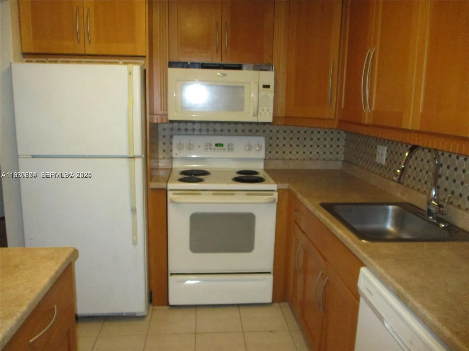 Foto de propiedad en 13726 SW 90th Avenue 26, Miami, FL 33176 Miami con MLS# 