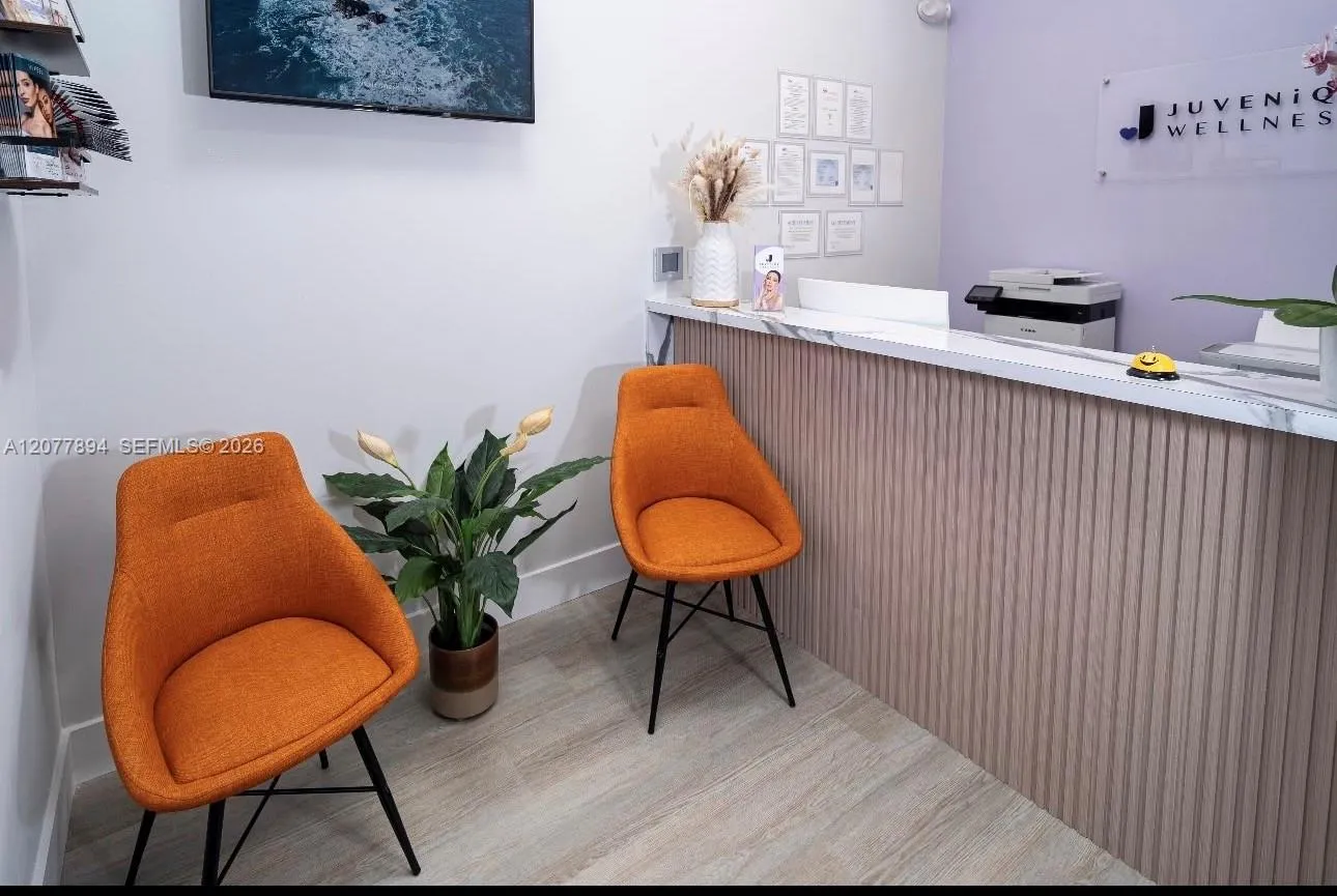 Foto de propiedad en 13750 NW 107th Avenue 204, Hialeah Gardens, FL 33018 Hialeah Gardens con MLS# 