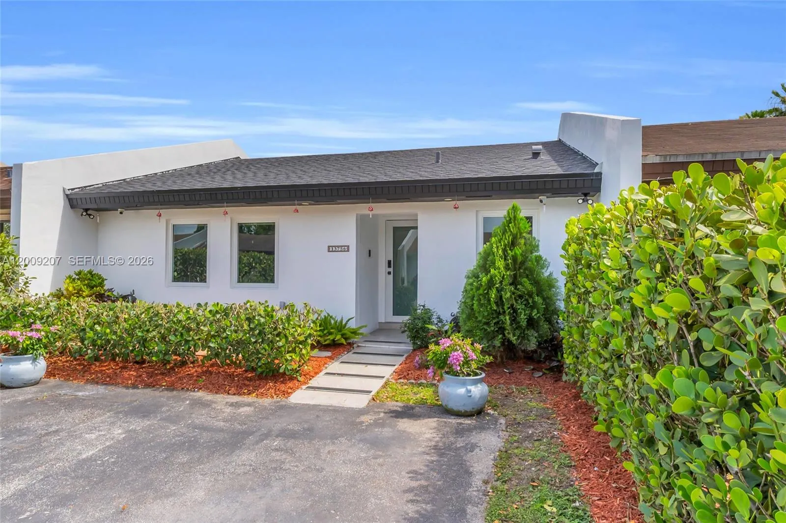 Vendido 13756 SW 54th Terrace, Miami, FL 33175, Miami, FL 33175