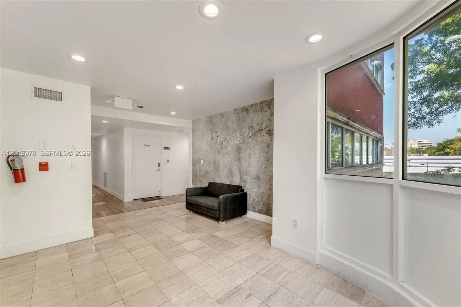 Foto de propiedad en 1378 SW 22nd Street 2, Miami, FL 33145 Miami con MLS# 