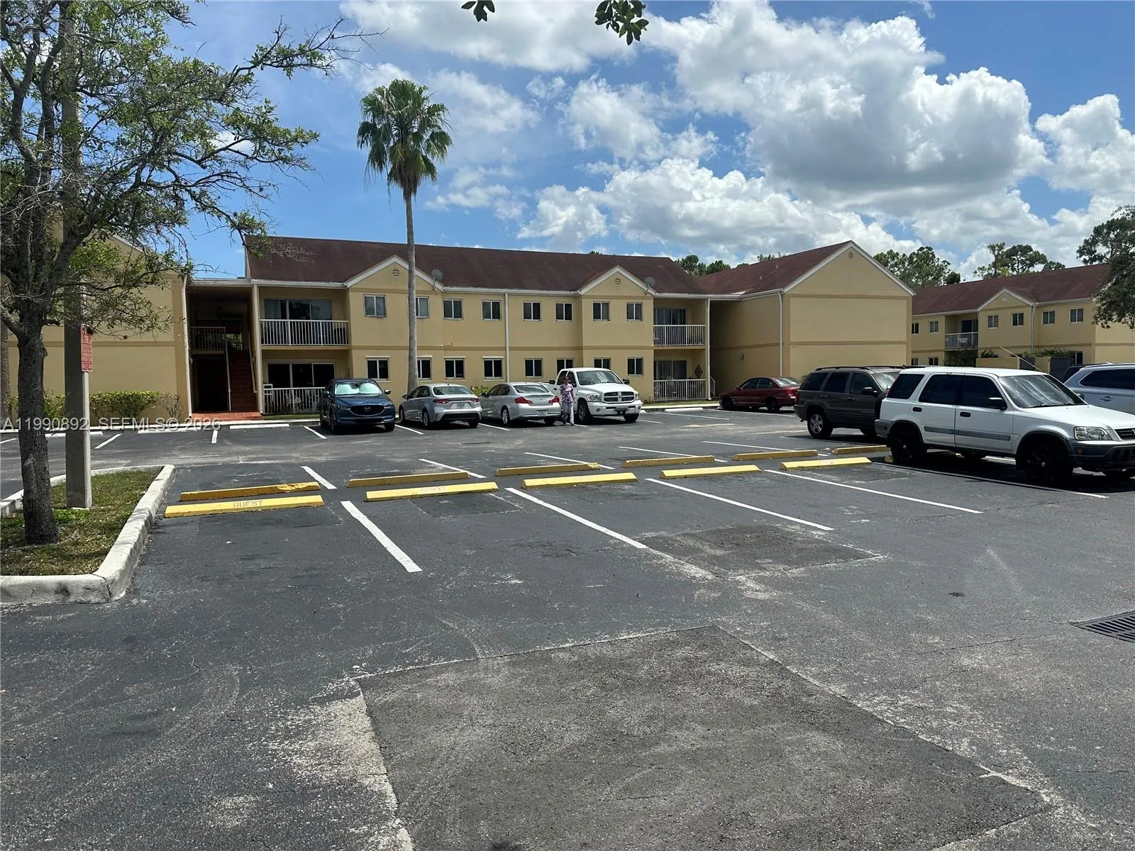 Foto de propiedad en 13810 SW 112th Street 106, Miami, FL 33186 Miami con MLS# 