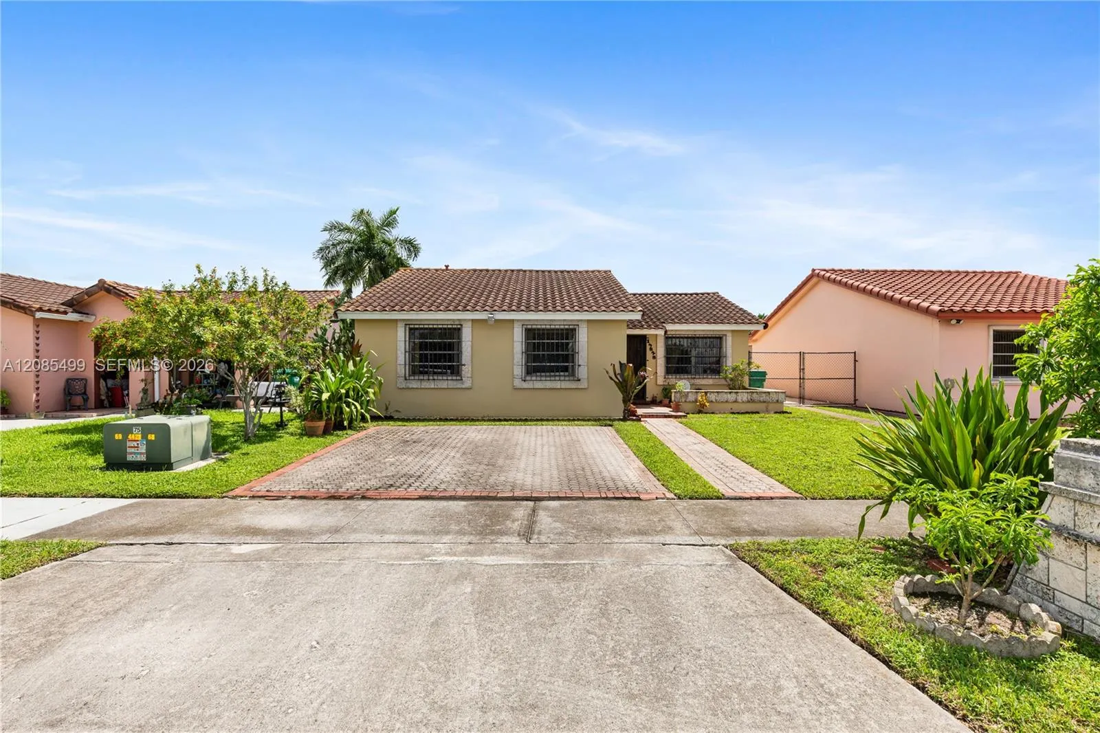 En Venta 13828 SW 22nd Terrace, Miami, FL 33175, Miami, FL 33175