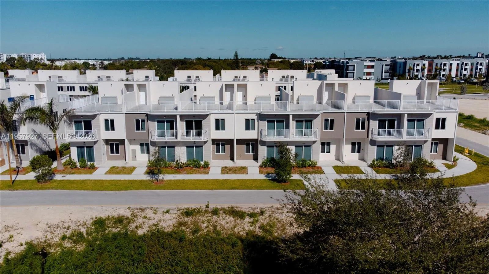Foto de propiedad en 13828 SW 262nd Street, Homestead, FL 33032 Homestead con MLS# 