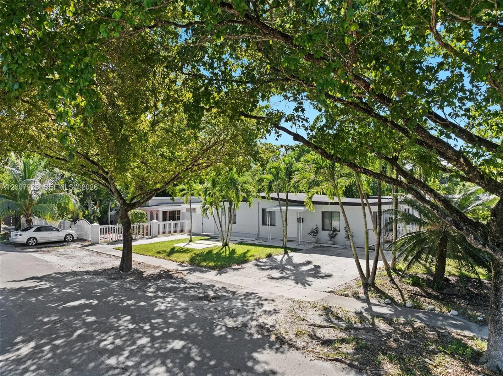 Vendido 13840 NW 5th Court, North Miami, FL 33168, North Miami, FL 33168