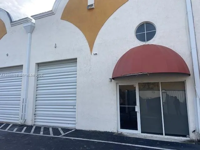En Venta 13850 SW 143rd Court 18, Miami, FL 33186, Miami, FL 33186