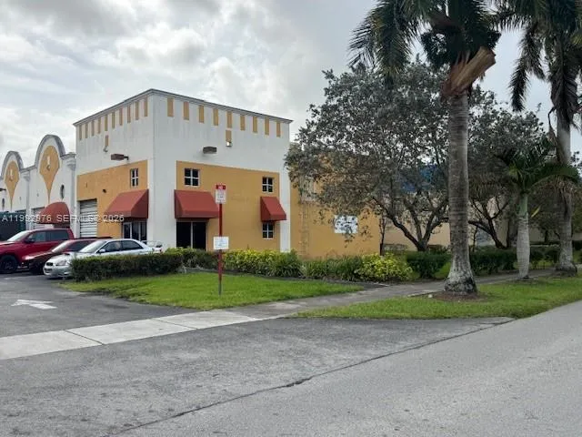 En Renta 13860 SW 143rd Court 1, Miami, FL 33186, Miami, FL 33186