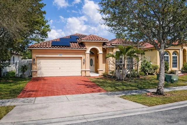 Foto de propiedad en 13877 SW 50th Street, Miramar, FL 33027 Miramar con MLS# 