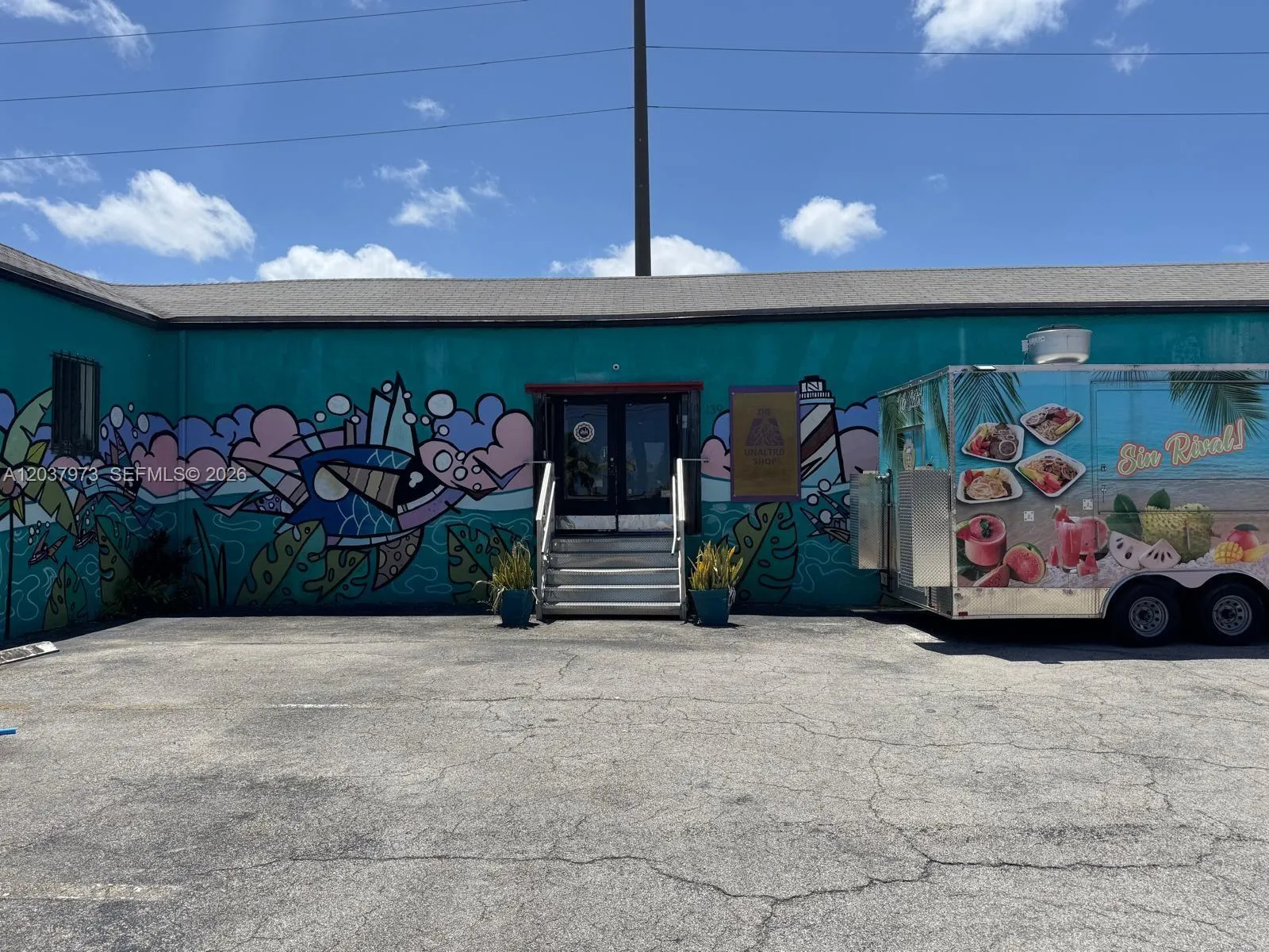 Foto de propiedad en 139 NE 1st Avenue, Hallandale Beach, FL 33009 Hallandale Beach con MLS# 