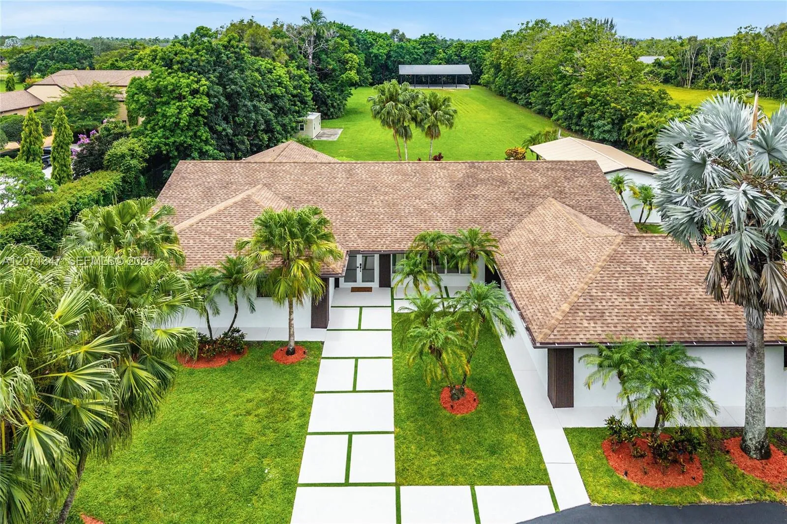 Foto de propiedad en 13900 Mustang Trail, Southwest Ranches, FL 33330 Southwest Ranches con MLS# 