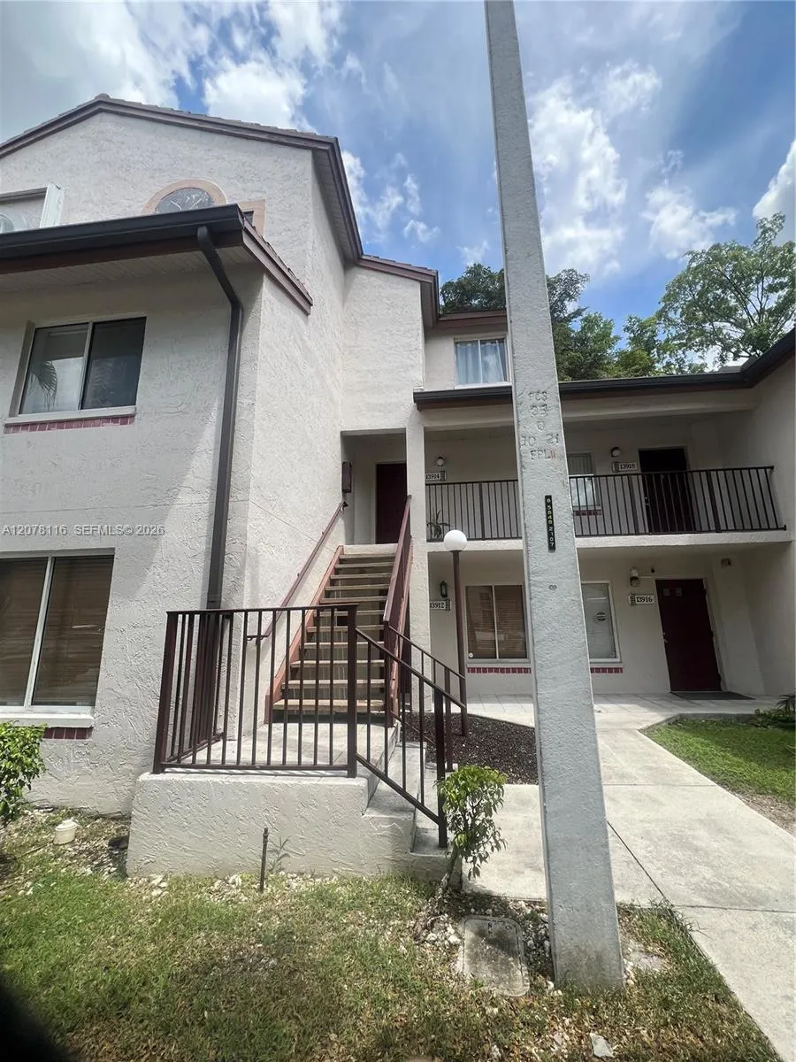 En Renta 13914 SW 91st Terrace 13914, Miami, FL 33186, Miami, FL 33186