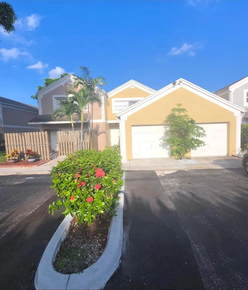 En Venta 1393 NW 124th Avenue 1393, Pembroke Pines, FL 33026, Pembroke Pines, FL 33026