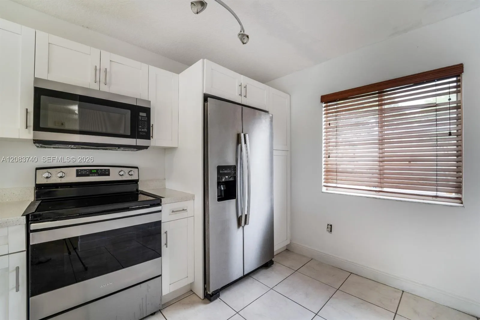En Renta 13975 SW 179th Street, Miami, FL 33177, Miami, FL 33177