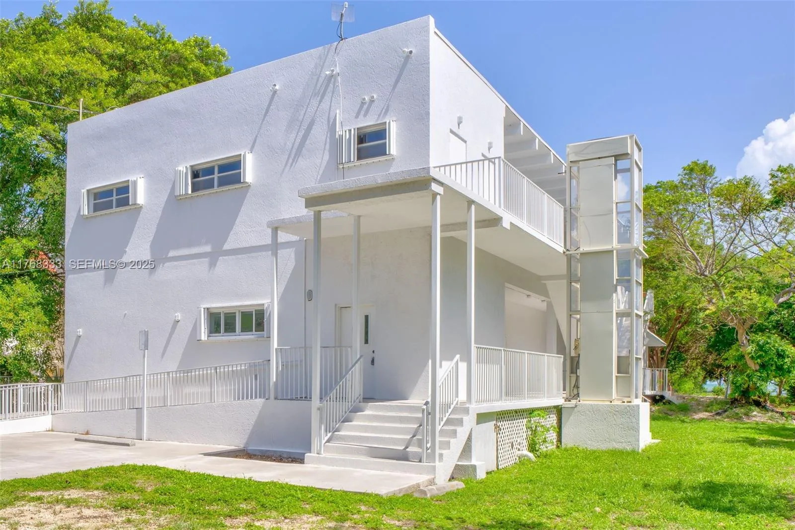 Foto de propiedad en 14 125th Gulf Street, Marathon, FL 33050 Marathon con MLS# 