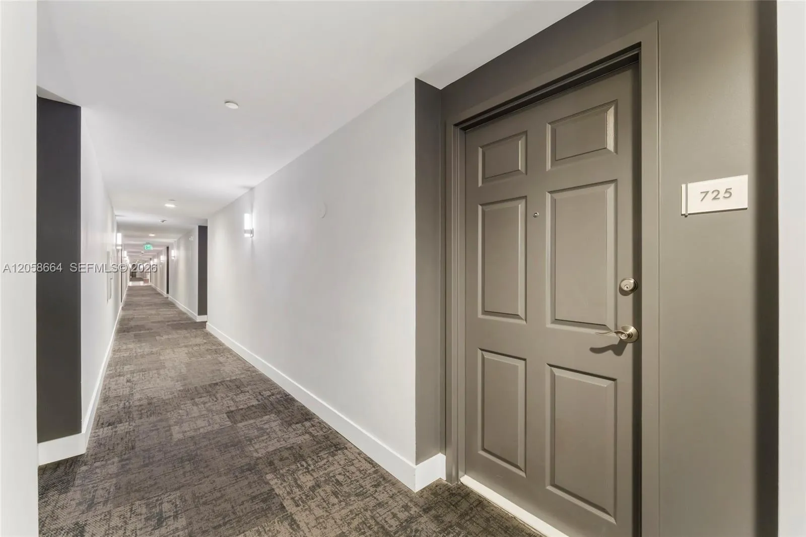Foto de propiedad en 140 S Dixie Highway 725, Hollywood, FL 33020 Hollywood con MLS# 