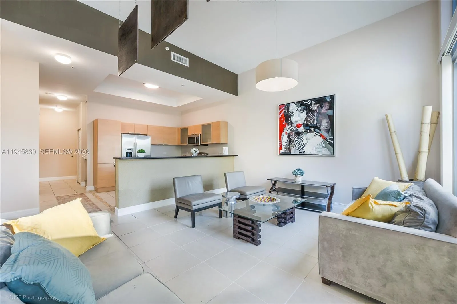 Foto de propiedad en 140 S Dixie Highway TH101, Hollywood, FL 33020 Hollywood con MLS# 