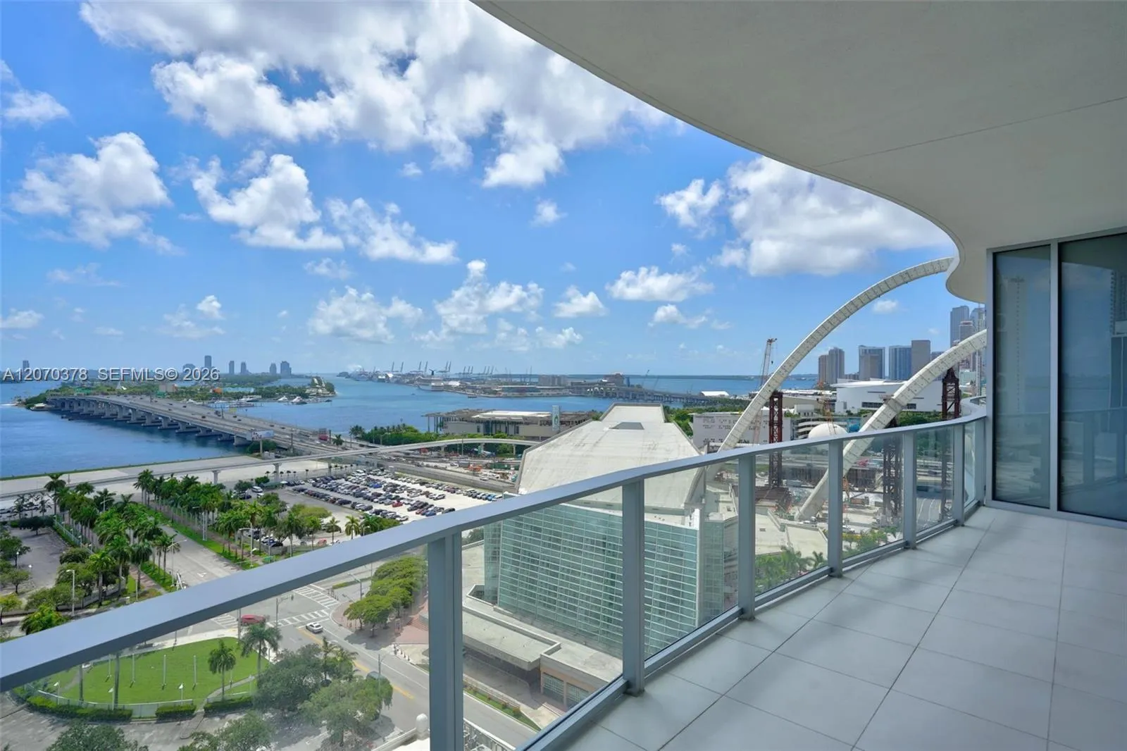 Foto de propiedad en 1400 Biscayne Boulevard 1605, Miami, FL 33132 Miami con MLS#