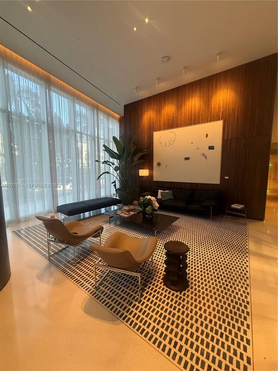 En Venta 1400 Biscayne Boulevard 209, Miami, FL 33132, Miami, FL 33132