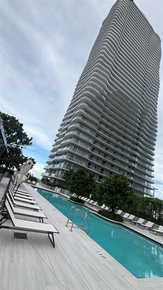 asa Bella Residences by B&B Italia – iconic tower and resort-style pool deck