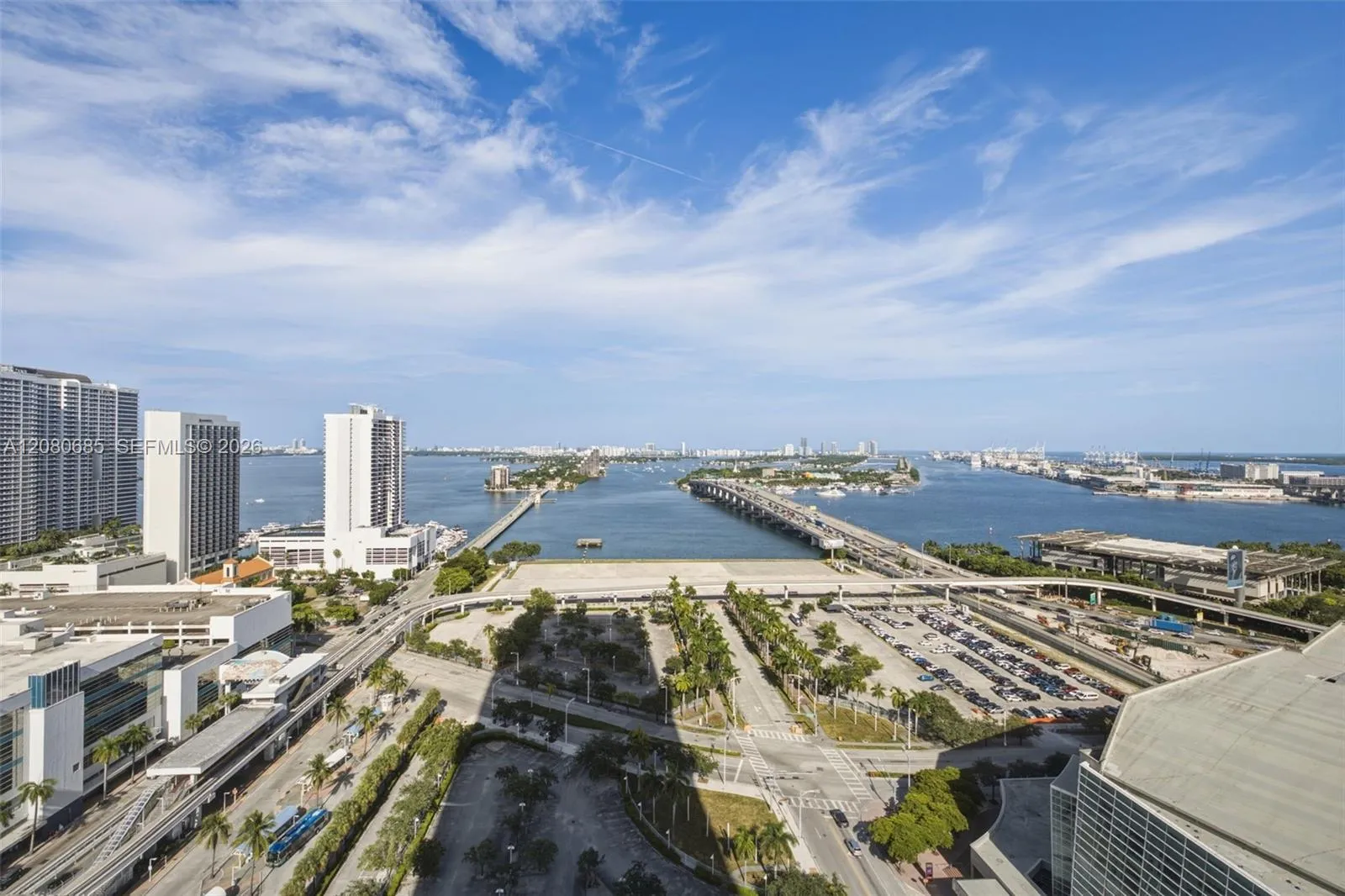 Foto de propiedad en 1400 Biscayne Boulevard 2304, Miami, FL 33132 Miami con MLS# 