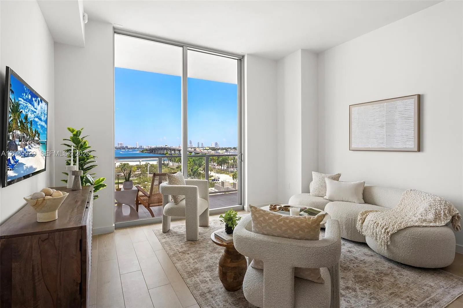 En Venta 1400 Biscayne Boulevard 609, Miami, FL 33132, Miami, FL 33132