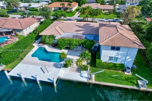 En Renta 1400 NE 103rd Street, Miami Shores, FL 33138, Miami Shores, FL 33138