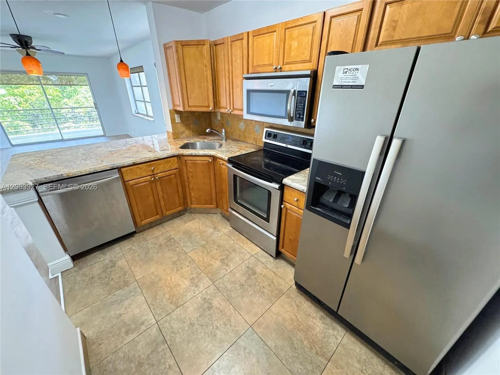 Foto de propiedad en 1400 NE 57th Street 308, Fort Lauderdale, FL 33334 Fort Lauderdale con MLS# 