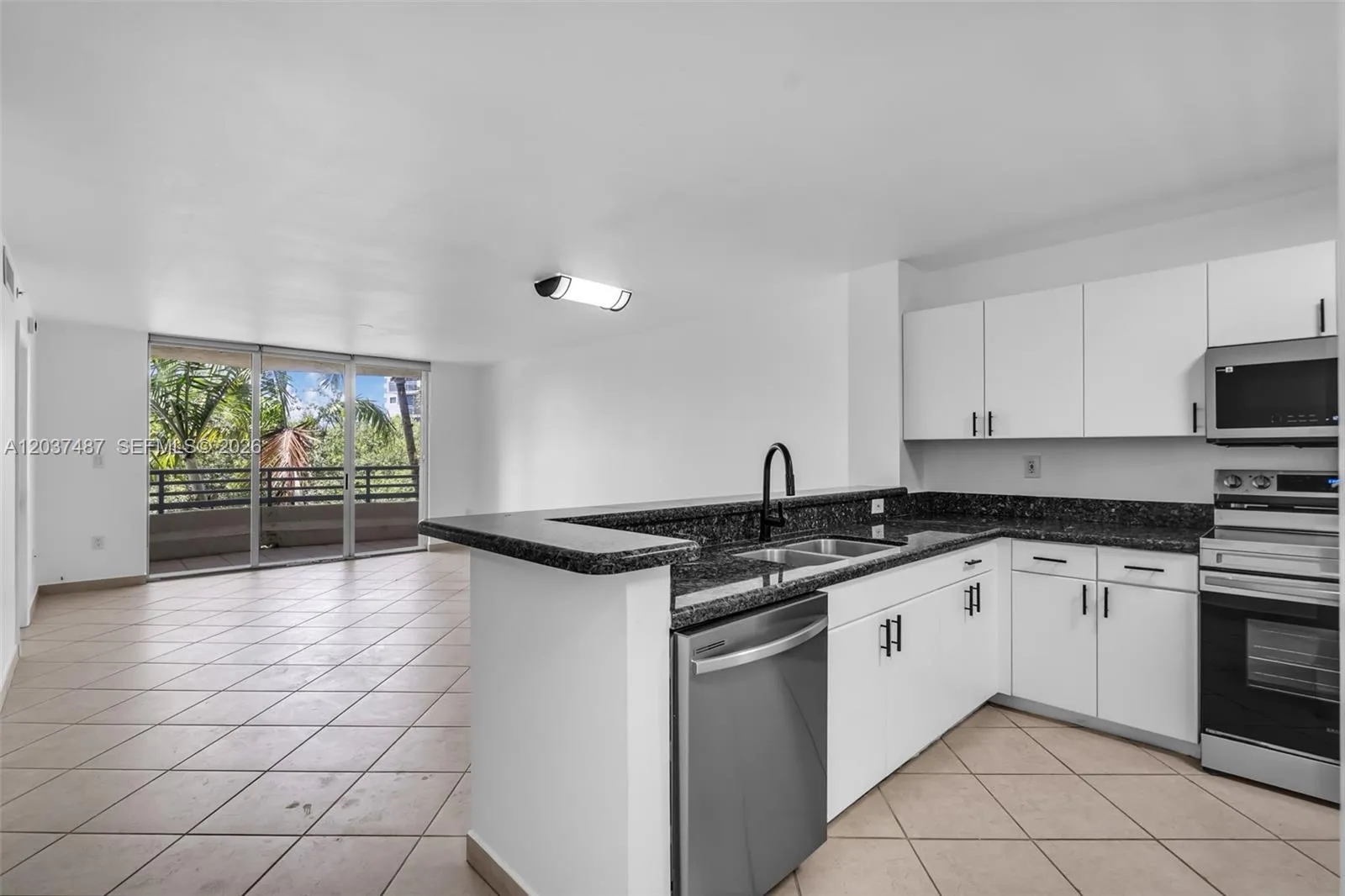 Vendido 1401 Bay Road 409, Miami Beach, FL 33139, Miami Beach, FL 33139