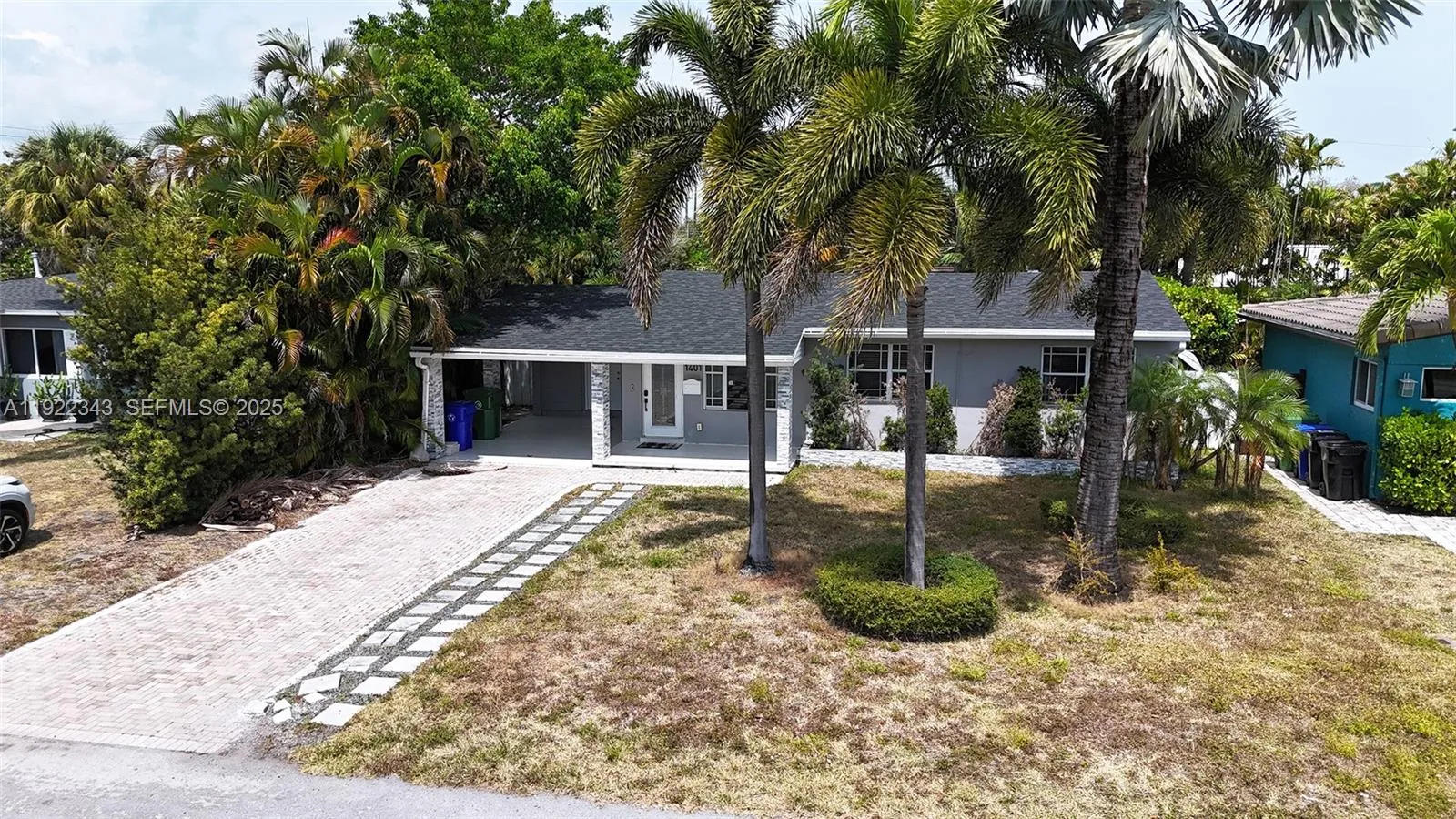 Foto de propiedad en 1401 NE 14th Court, Fort Lauderdale, FL 33304 Fort Lauderdale con MLS# 