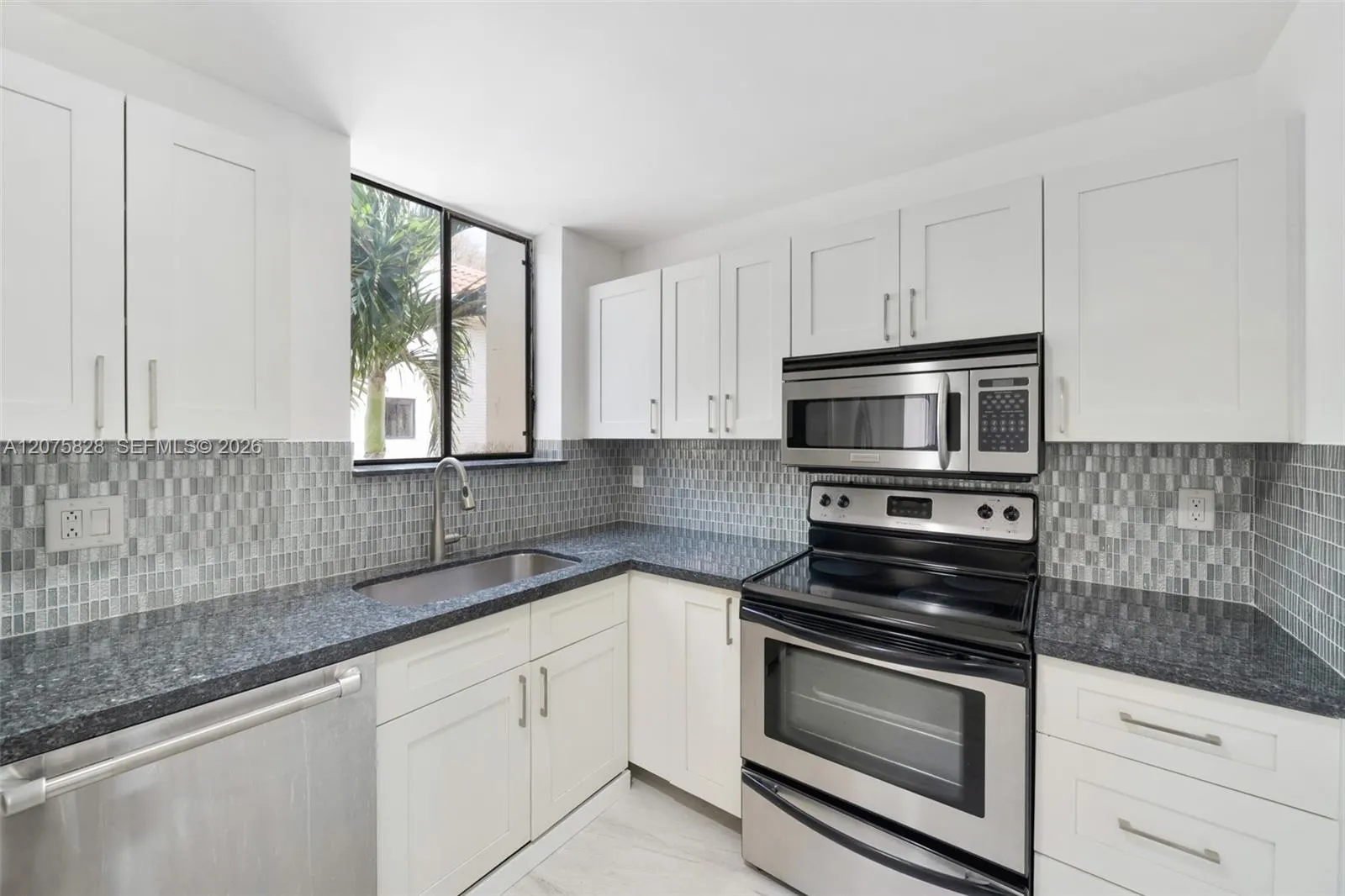 En Venta 1401 NE 9th Street 26, Fort Lauderdale, FL 33304, Fort Lauderdale, FL 33304
