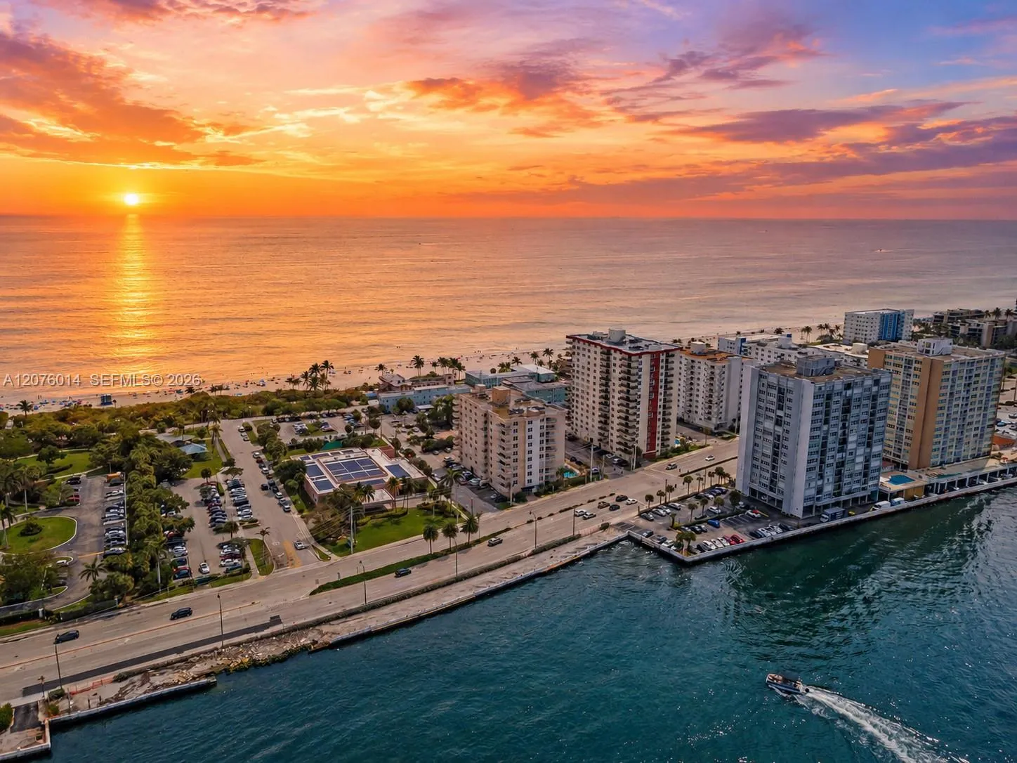 En Venta 1401 S Ocean Drive 905, Hollywood, FL 33019, Hollywood, FL 33019
