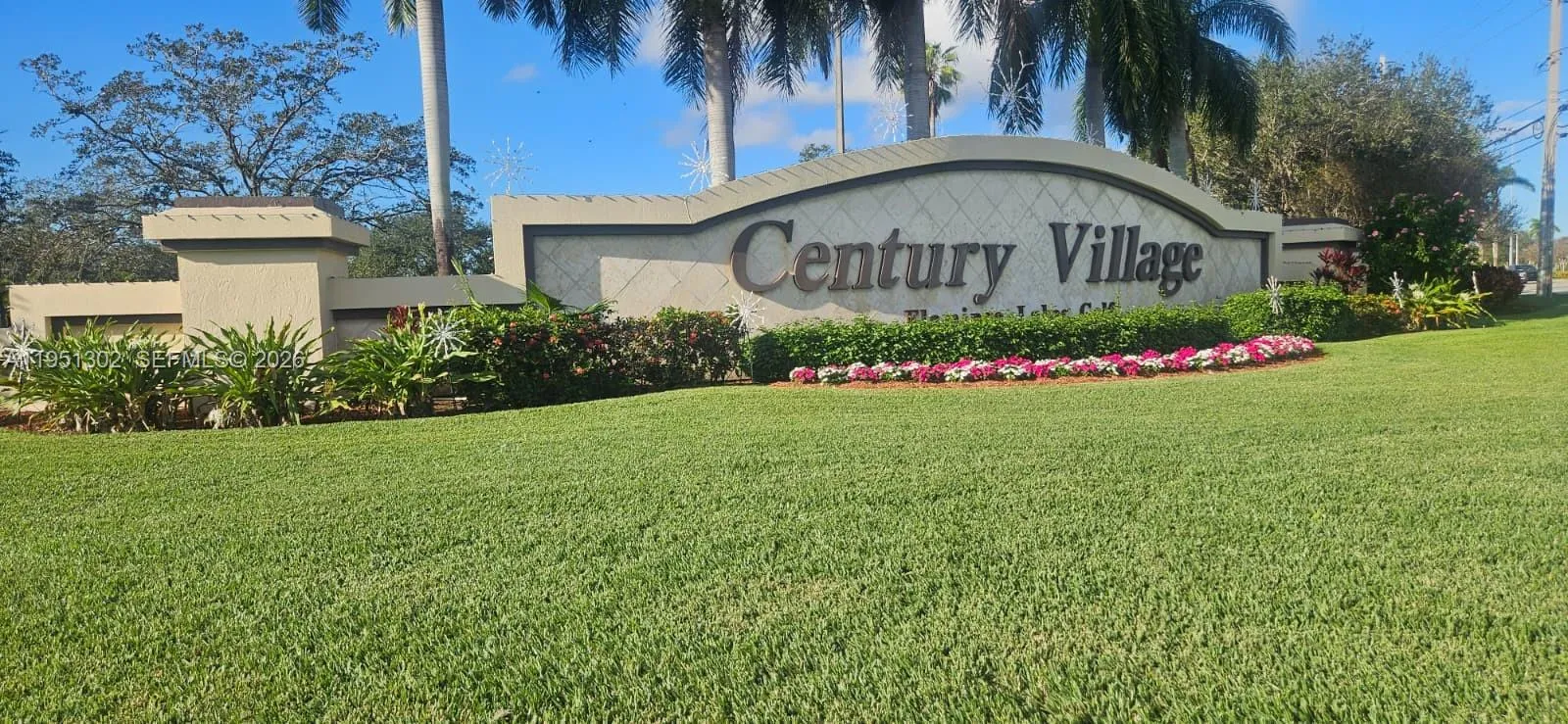 Foto de propiedad en 1401 SW 128th Terrace 304H, Pembroke Pines, FL 33027 Pembroke Pines con MLS# 