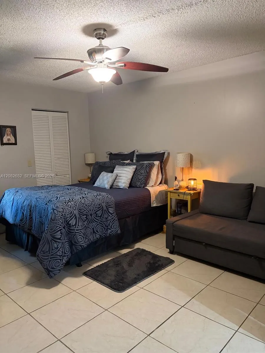 Foto de propiedad en 1401 SW 135th Terrace 302H, Pembroke Pines, FL 33027 Pembroke Pines con MLS# 