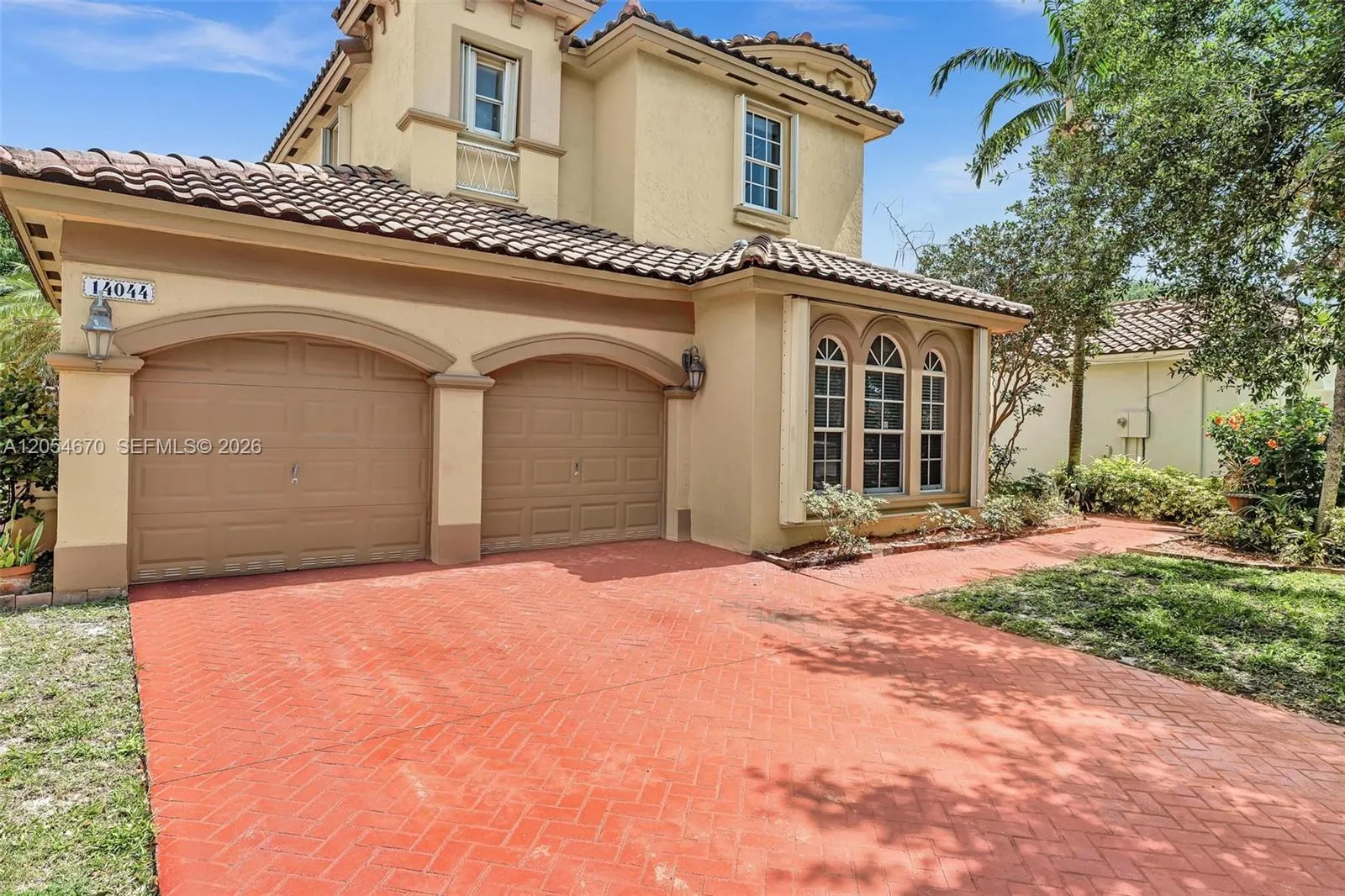 Foto de propiedad en 14044 SW 54th Street, Miramar, FL 33027 Miramar con MLS# 