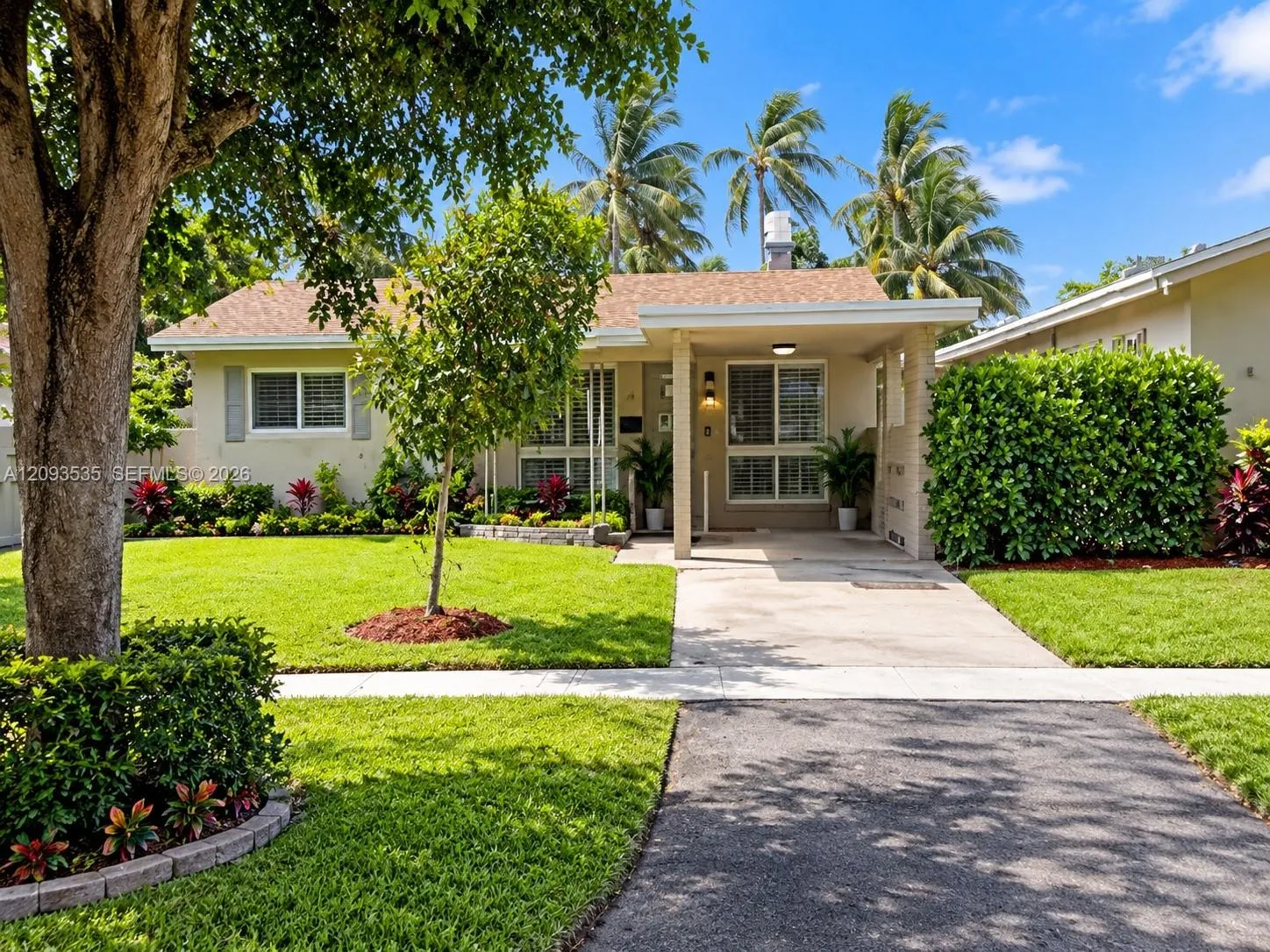 En Venta 1405 NW 10th Street, Dania Beach, FL 33004, Dania Beach, FL 33004