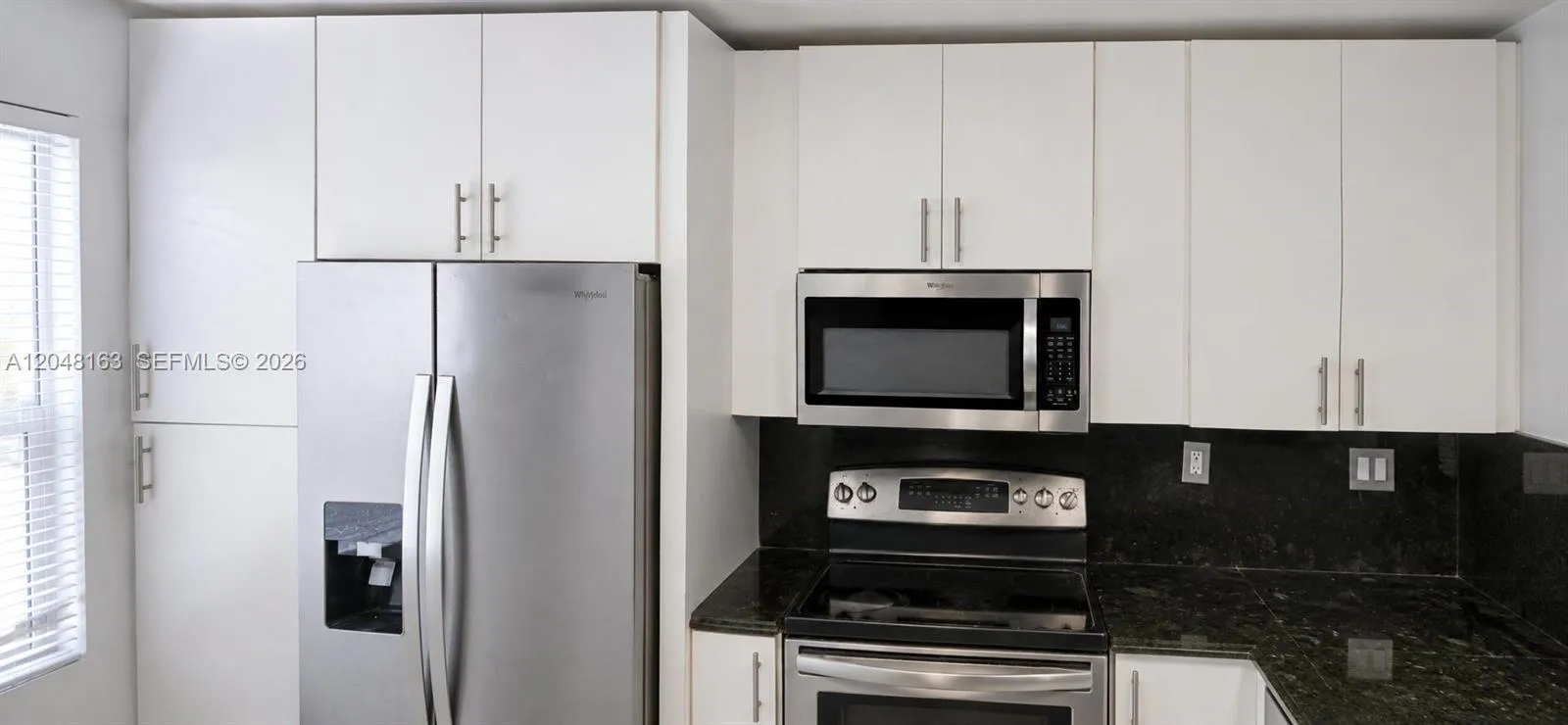 Foto de propiedad en 14063 SW 177th Street, Miami, FL 33177 Miami con MLS# 