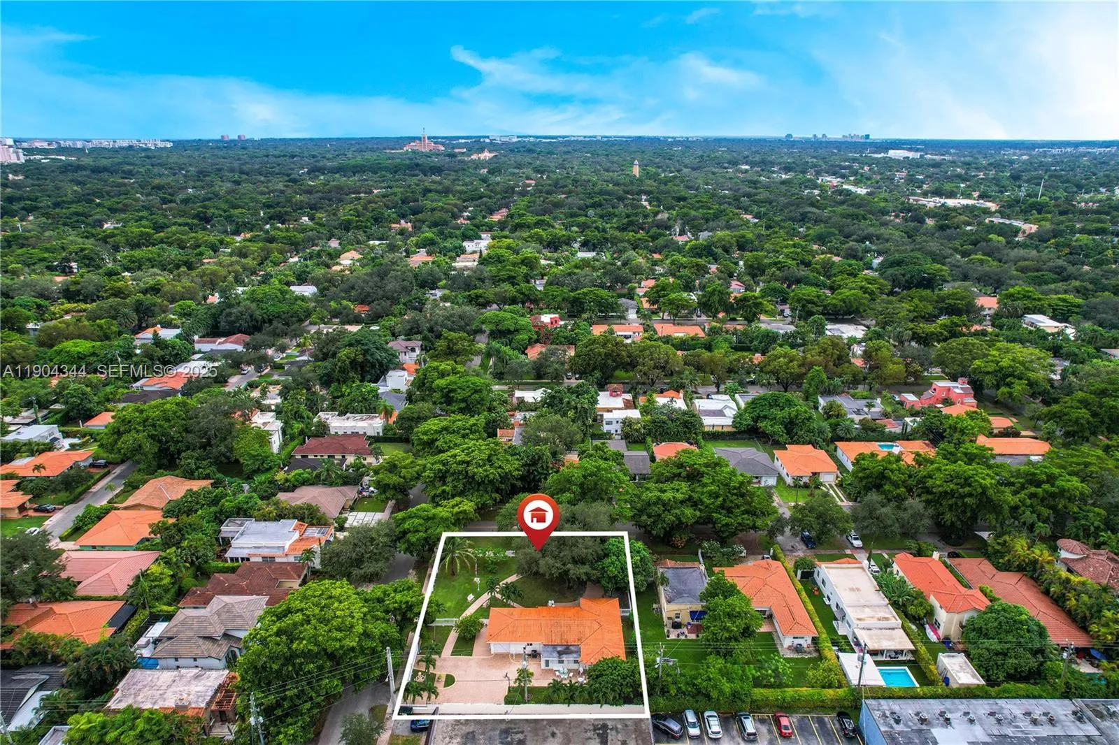 Foto de propiedad en 1407 San Marco Avenue, Coral Gables, FL 33134 Coral Gables con MLS# 