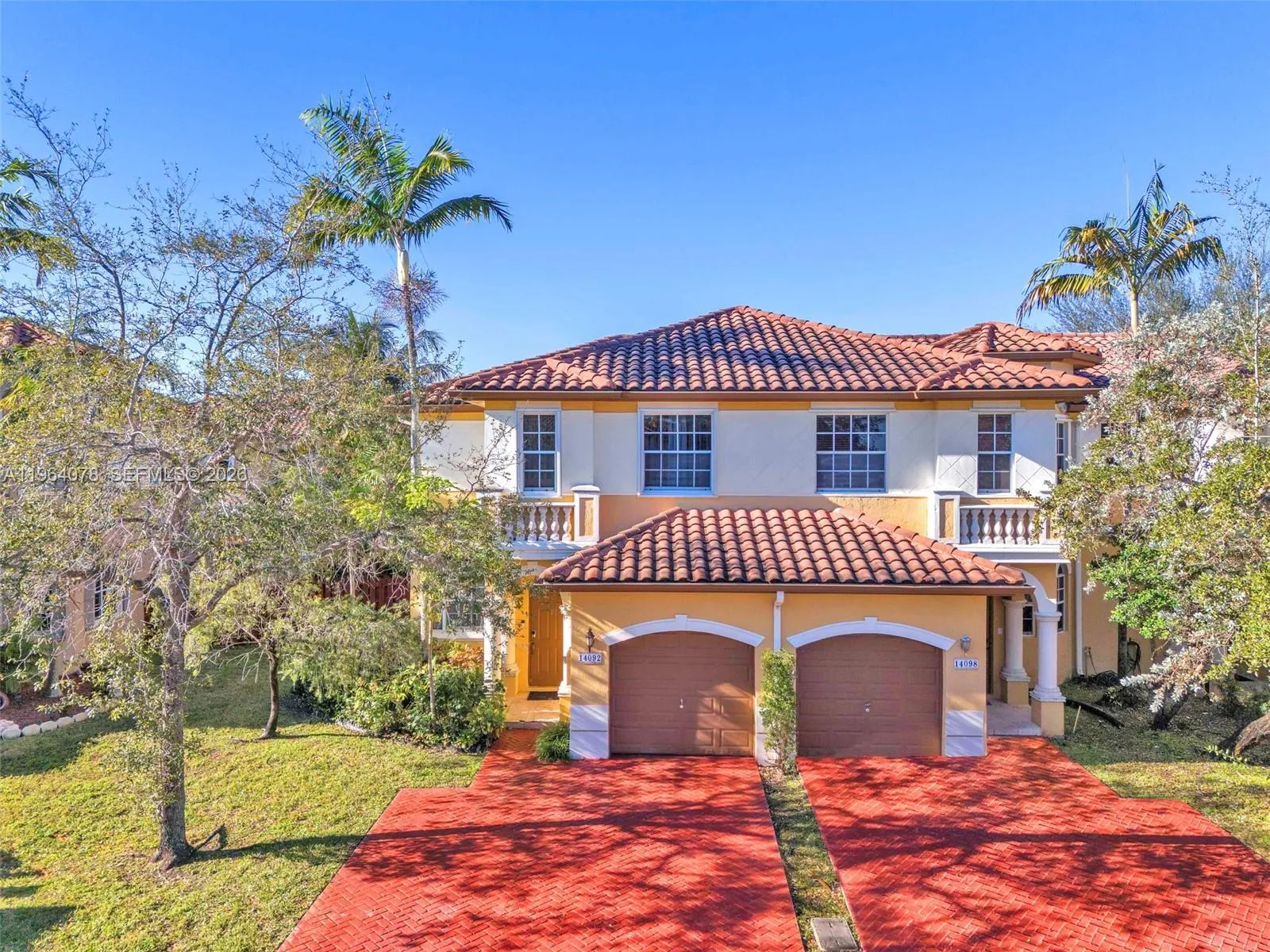Foto de propiedad en 14092 SW 51st Court, Miramar, FL 33027 Miramar con MLS# 