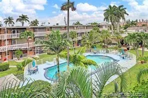 Foto de propiedad en 141 NE 10th Avenue 29B, Hallandale Beach, FL 33009 Hallandale Beach con MLS#